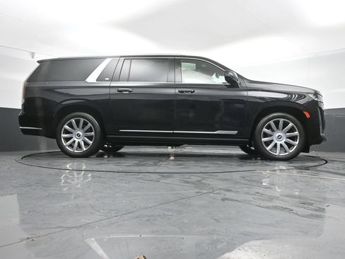 Used 2024 Cadillac Escalade ESV Premium Luxury Platinum AWD/4WD image 43