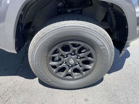 Used 2022 Toyota Tacoma SR5 RWD image 29