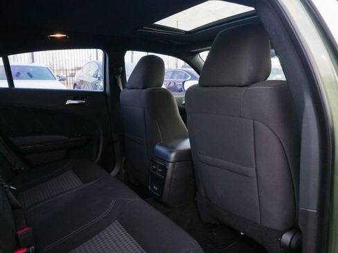 Used 2020 Dodge Charger SXT w/ Blacktop Package image 32
