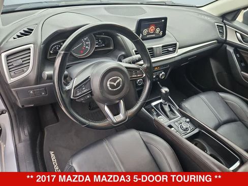 Used 2017 MAZDA MAZDA3 Touring FWD image 2