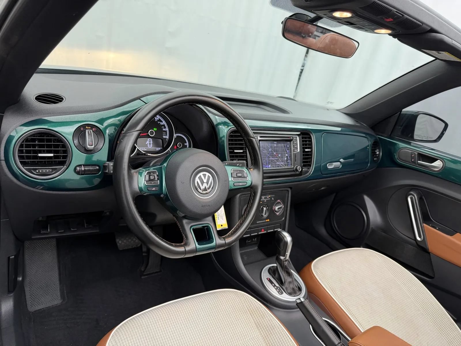 Used 2017 Volkswagen Beetle 1.8T S FWD image 12