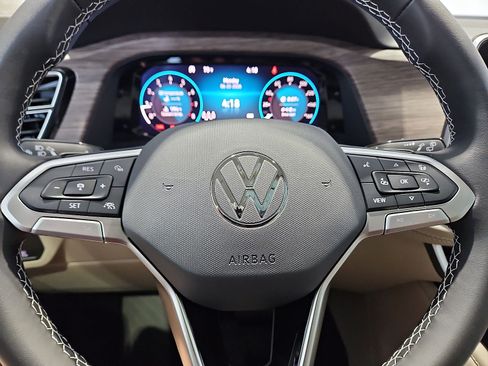 New 2026 Volkswagen Atlas SEL AWD/4WD image 22
