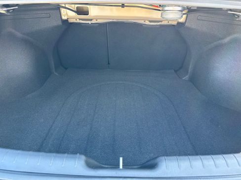 Certified 2026 Hyundai Elantra Limited FWD image 11