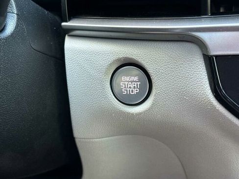 Used 2025 Kia Sorento S w/ Panoramic Sunroof Package AWD/4WD image 28