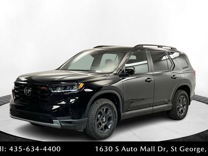New 2025 Honda Pilot TrailSport