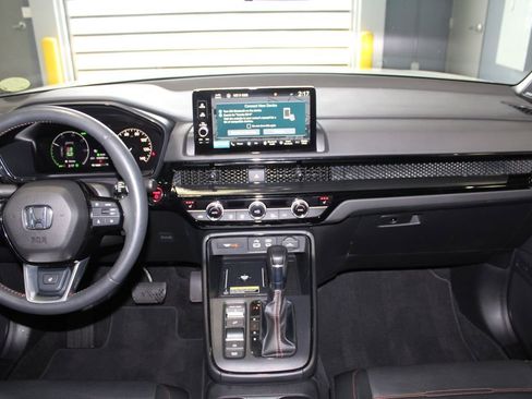 Used 2025 Honda CR-V Sport Touring image 26