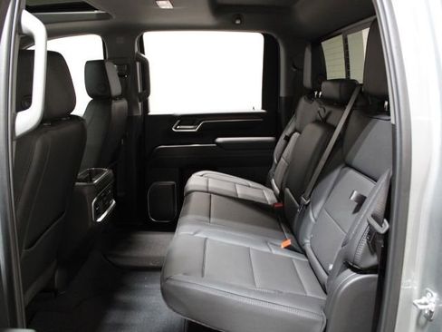 New 2026 GMC Sierra 2500 Denali w/ Denali Reserve Package image 23