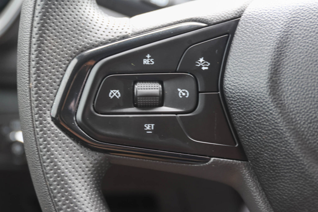Used 2025 Chevrolet TrailBlazer LT AWD/4WD image 25