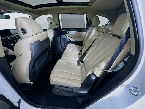 Used 2025 Acura MDX FWD w/ Technology Package image 28