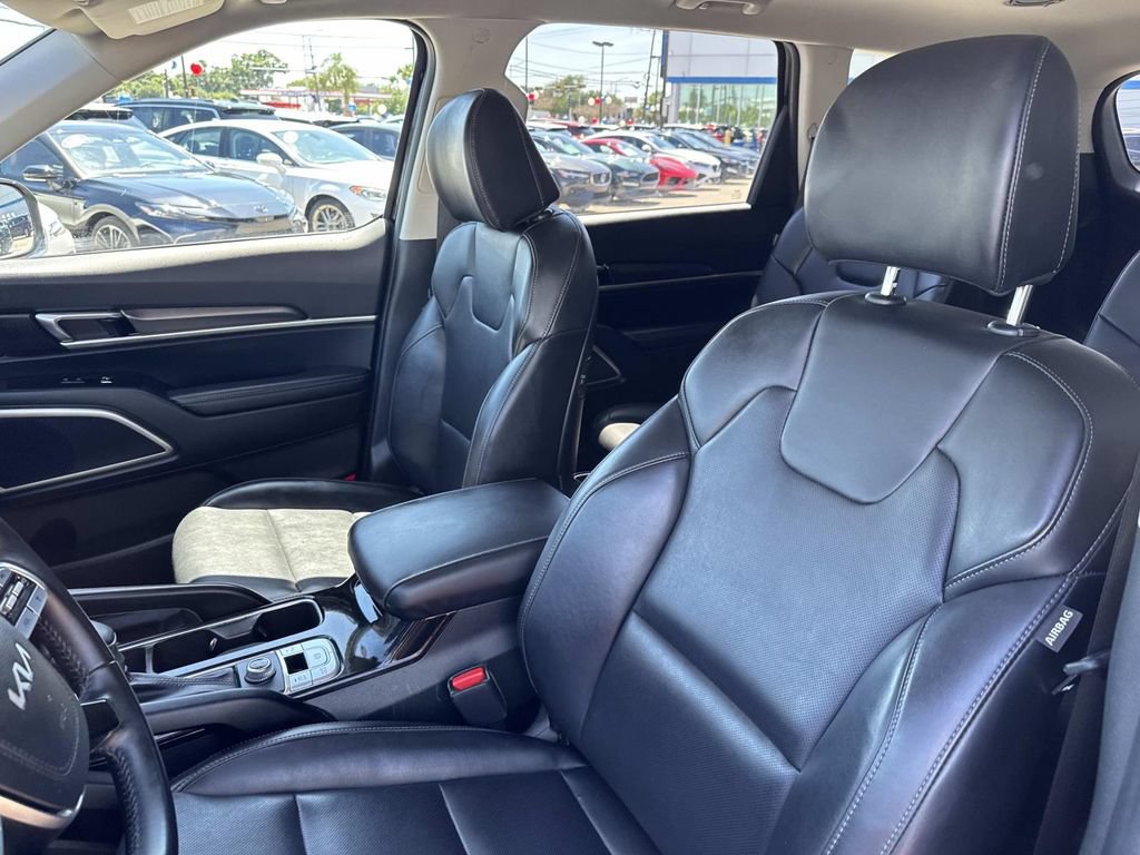 Used 2024 Kia Telluride S FWD image 17