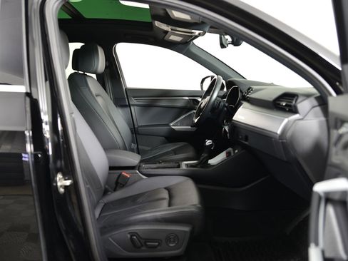 Used 2022 Audi Q3 2.0T Premium image 22