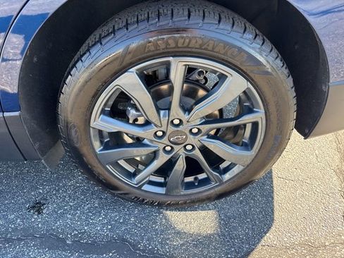 Used 2022 Chevrolet Equinox RS w/ Infotainment Package AWD/4WD image 32