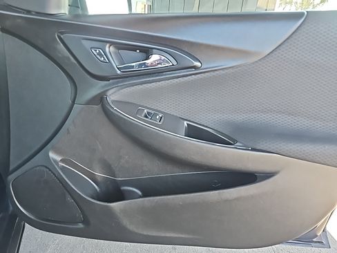 Used 2016 Chevrolet Malibu LT FWD image 15