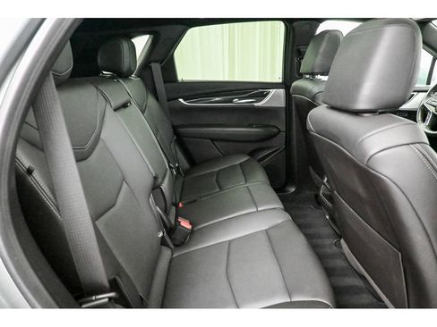 Used 2023 Cadillac XT5 Premium Luxury image 18