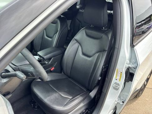Used 2026 Jeep Compass Limited AWD/4WD image 20