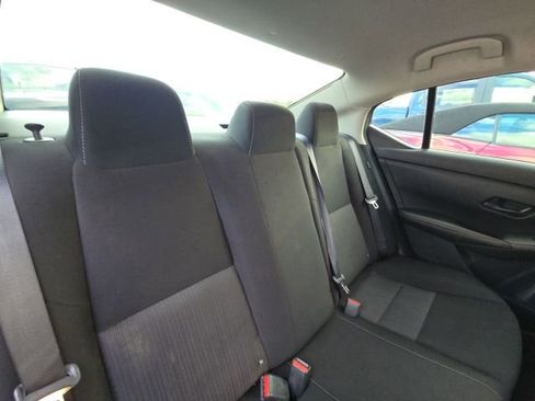 Used 2024 Nissan Sentra SV image 12