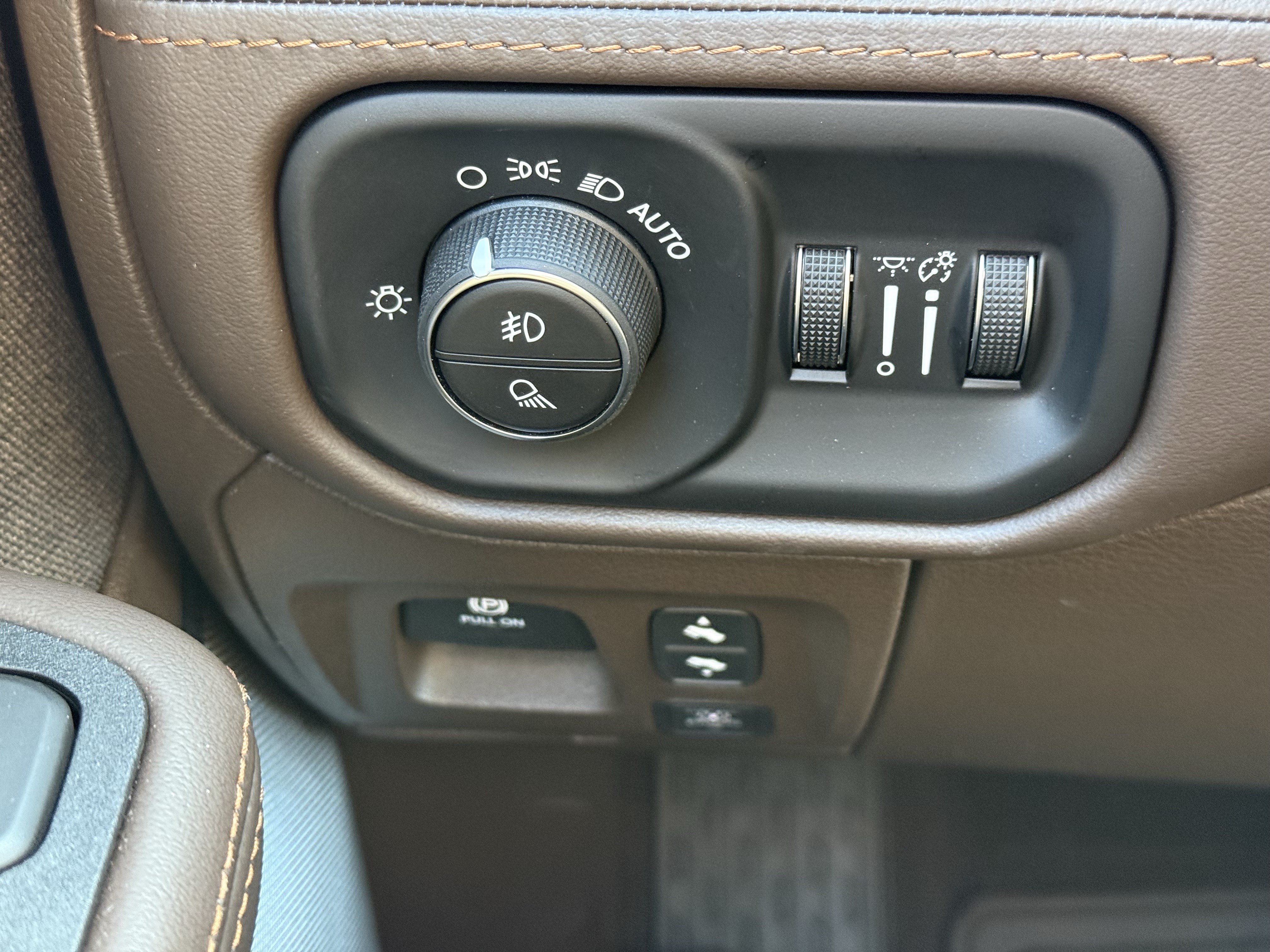 Used 2026 RAM 1500 Limited w/ Bed Utility Group AWD/4WD image 28
