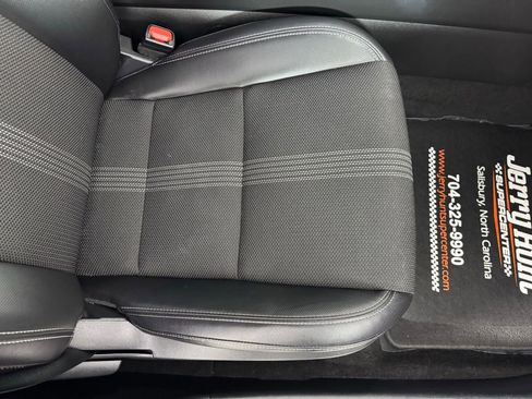 Used 2025 MAZDA CX-50 AWD 2.5 S w/ Preferred Package image 30