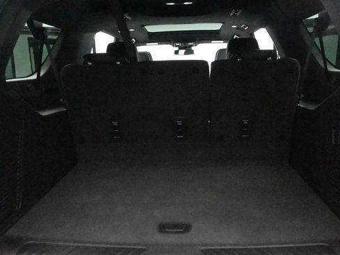 Used 2023 GMC Yukon XL SLT w/ SLT Premium Package AWD/4WD image 23