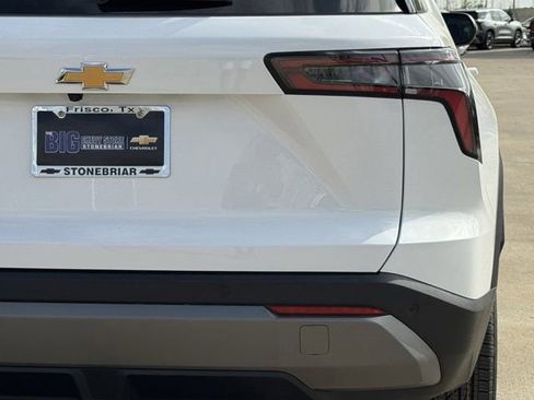 New 2026 Chevrolet Equinox LT image 7