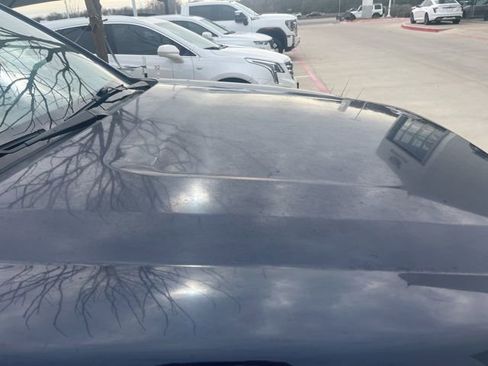 Used 2018 GMC Yukon SLT image 25