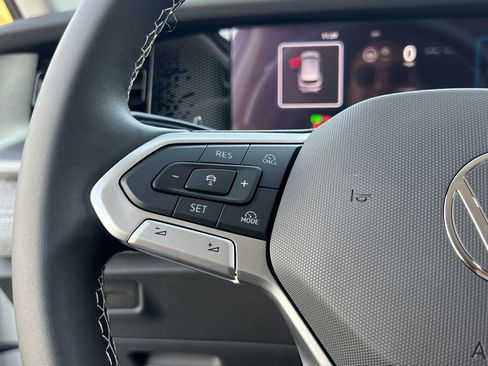 New 2025 Volkswagen Tiguan S image 30