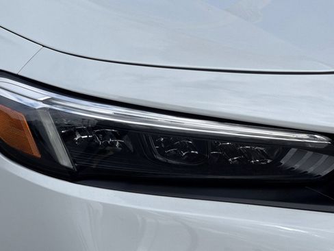Used 2023 Honda Civic Sport image 10