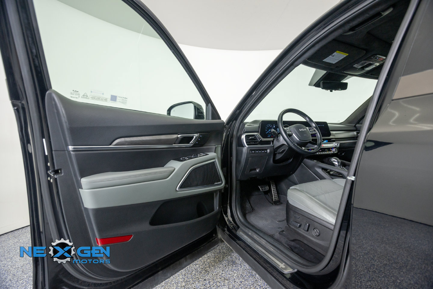 Used 2024 Kia Telluride SX Prestige X-Pro AWD/4WD image 10