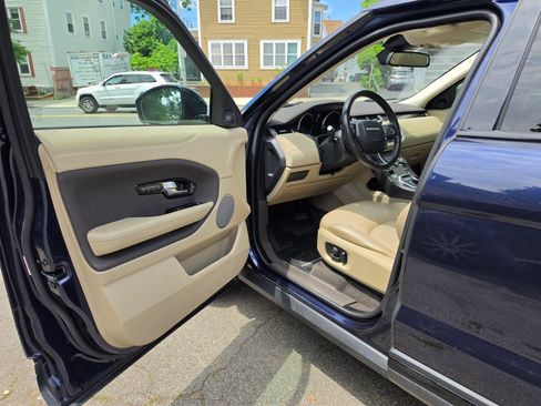 Used 2018 Land Rover Range Rover Evoque AWD/4WD image 8