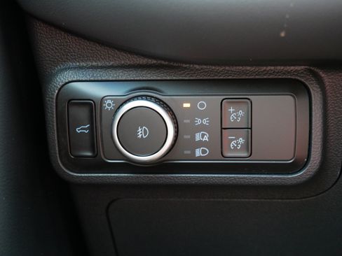 Used 2026 Ford Explorer Active w/ Active Comfort Package AWD/4WD image 26