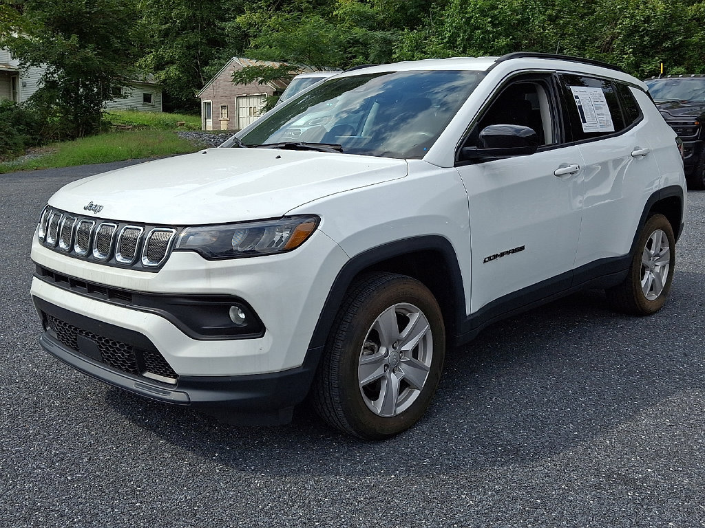 Used 2022 Jeep Compass Latitude w/ Convenience Group AWD/4WD image 6