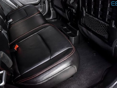 Used 2022 Jeep Wrangler Unlimited Rubicon w/ LED Lighting Group image 22