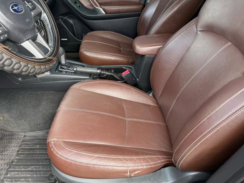 Used 2017 Subaru Forester 2.5i Touring w/ Popular Package #2 image 14