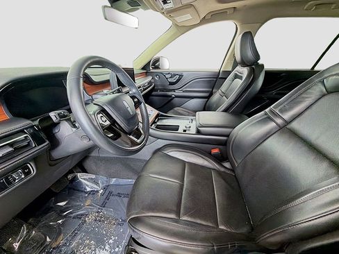 Used 2024 Lincoln Aviator Reserve image 22