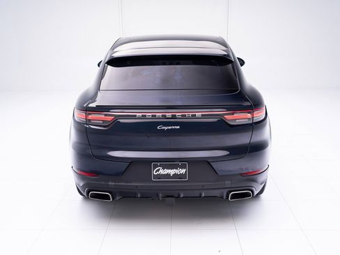 Used 2021 Porsche Cayenne Coupe image 10