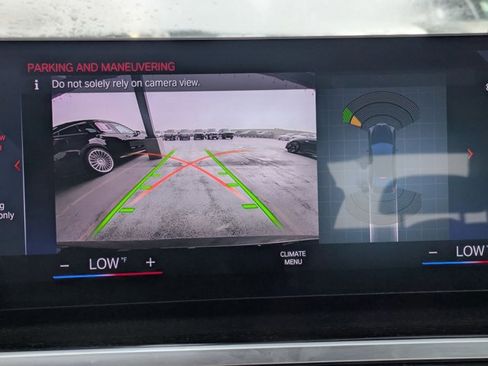 Used 2024 BMW 330i 330i w/ M Sport Package image 14