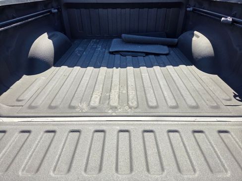 Used 2021 RAM 1500 Big Horn RWD image 17