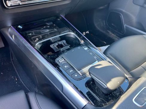 Used 2022 Mercedes-Benz EQB 300 4MATIC image 19