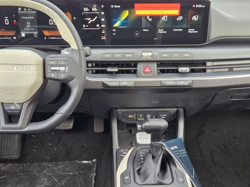 New 2026 Kia K4 GT-Line image 14
