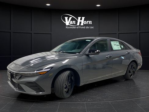 New 2026 Hyundai Elantra SEL Sport FWD image 3