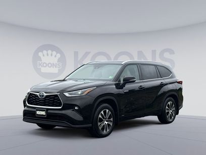 Used 2021 Toyota Highlander XLE