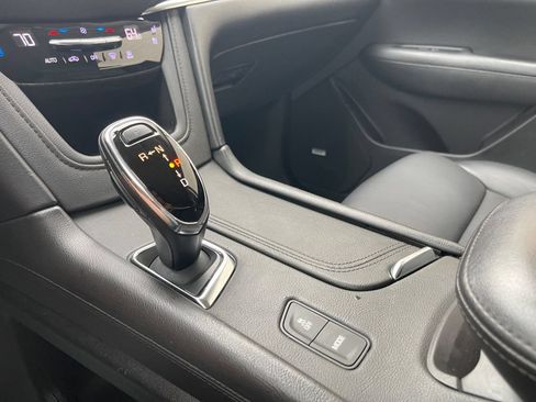 Used 2019 Cadillac XT5 Premium Luxury FWD image 13