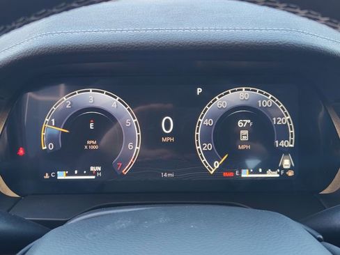 New 2026 Jeep Grand Cherokee Limited w/ Luxury Tech Group II image 12