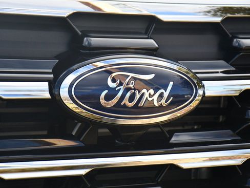 New 2026 Ford Explorer Active w/ Active Comfort Package image 36