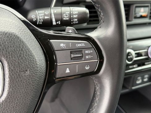 Used 2023 Honda Pilot EX-L image 34