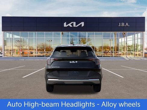 New 2026 Kia Sportage EX FWD image 5