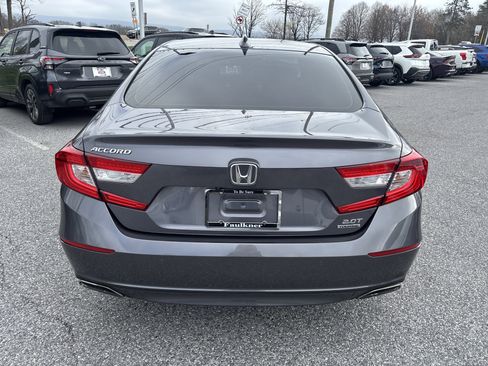 Used 2019 Honda Accord Touring image 6