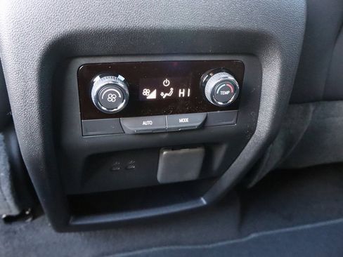 New 2026 Chevrolet Traverse Z71 w/ Enhanced Driving Package image 24