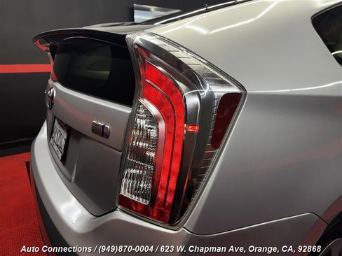 Used 2013 Toyota Prius Two image 28