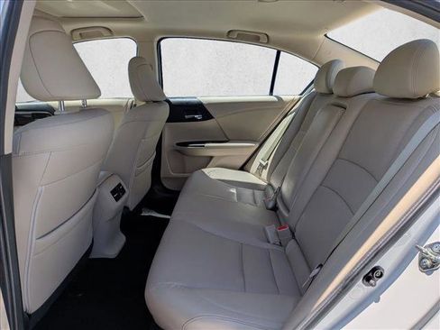 Used 2016 Honda Accord EX-L image 18